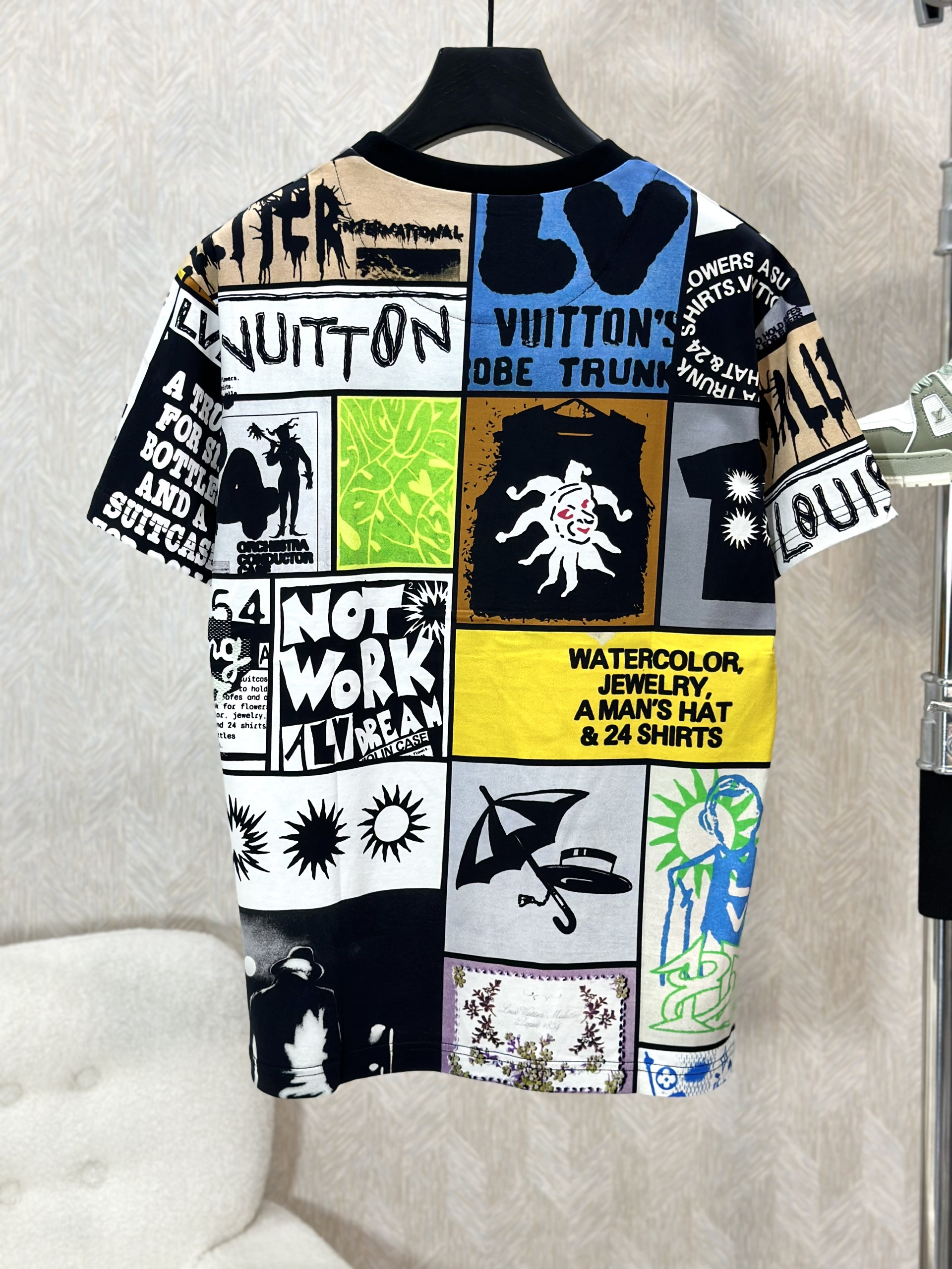 Áo phông T-shirt Louis Vuitton LV họa tiết ô màu sắc Like Auth on web VTN